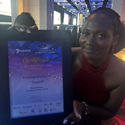 theresa_with_certificate